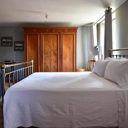 Charming Vintage Kompitsi Apartmán